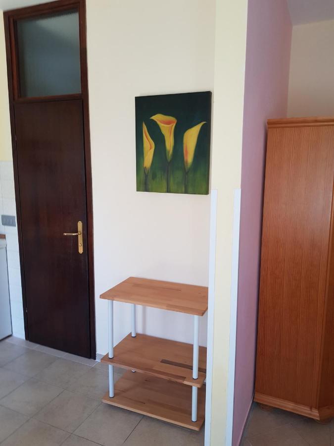 Hana Umag Buitenkant foto