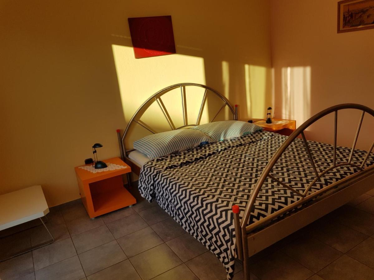 Hana Umag Buitenkant foto